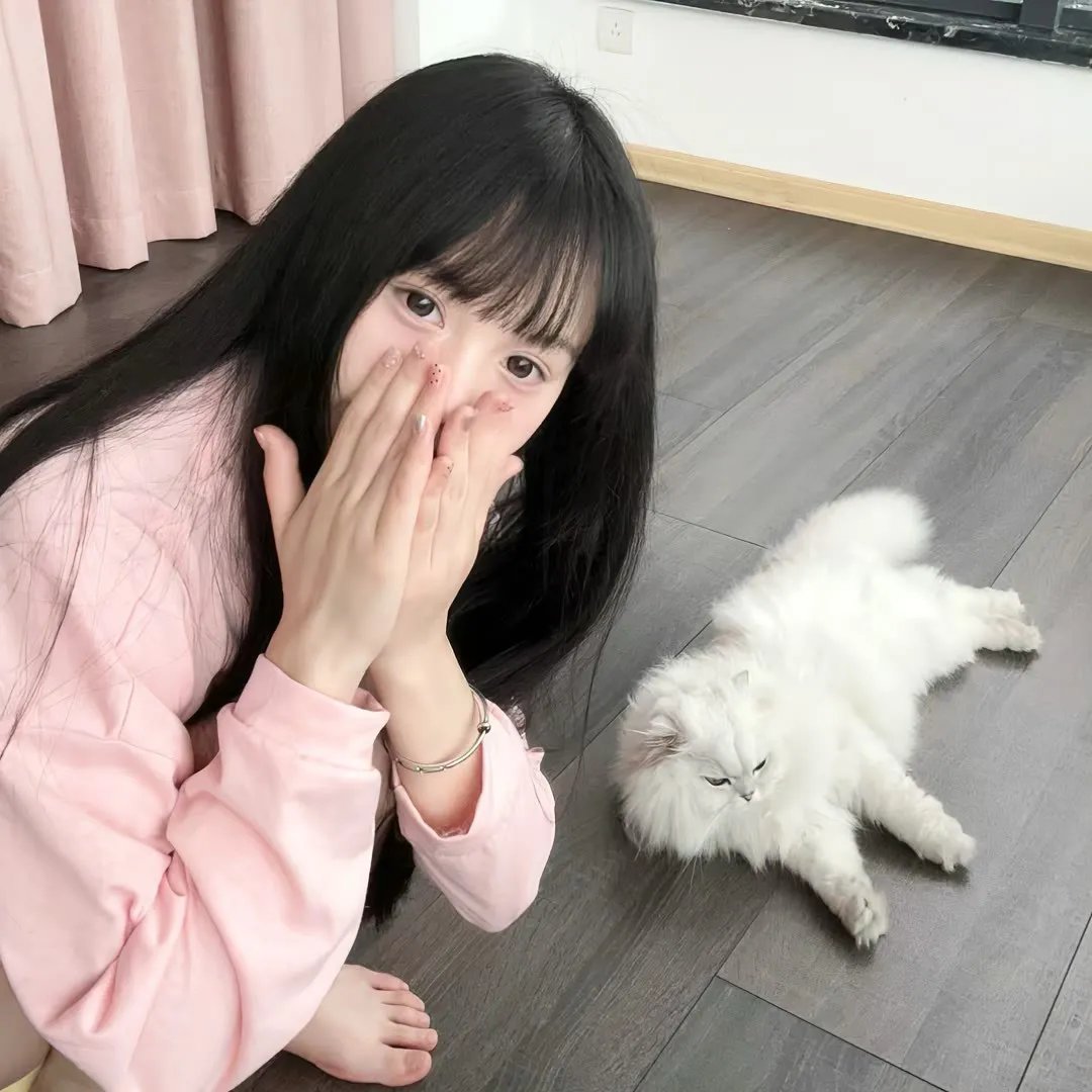 白色微笑